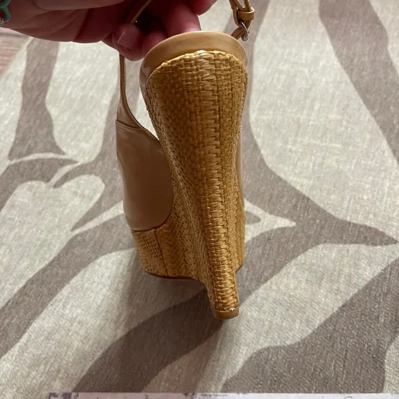 Gucci 38.5 shoes 👑* - Picture 4 of 10